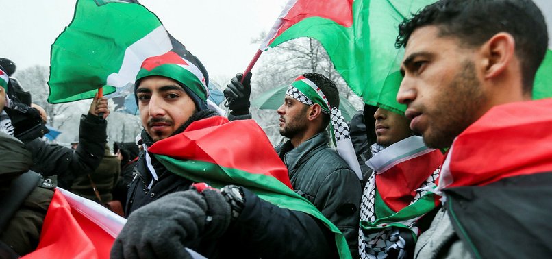 HUNDREDS PROTEST AS ISRAELI PREMIER VISITS BRUSSELS