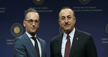 Top Turkish, German diplomats speak on phone