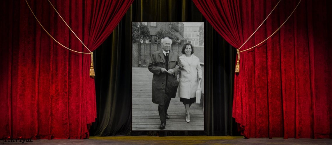 BU HAFİFLİĞİ YAPMIŞ OLAN ADAMI TÜKÜRÜĞÜYLE BOĞALAR!