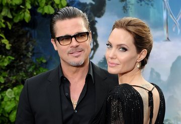 Brad Pitt, eski eşi Angelina Jolienin evinden çıkarken görüntülendi