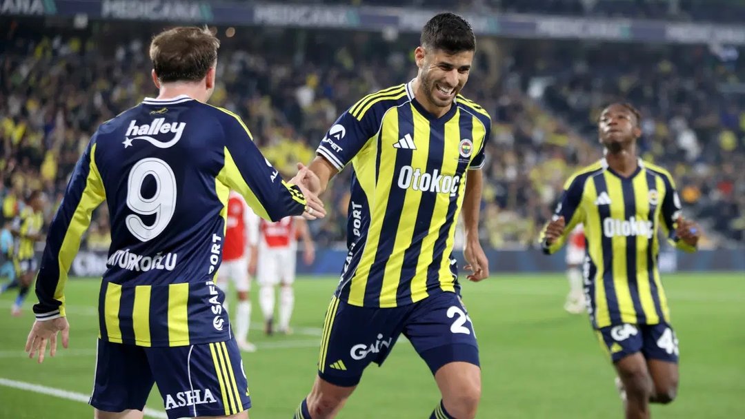FENERBAHÇE ZİRVE YARIŞINDA HATA YAPMADI