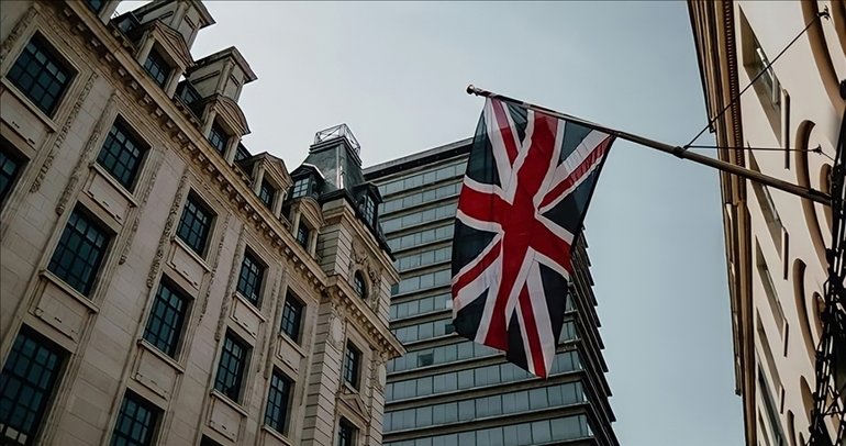 İngiltere’de büyüme sabit kaldı