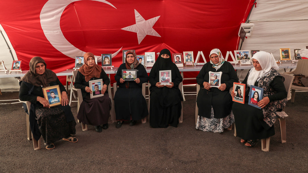 ANNELERİN EVLAT HASRETİ