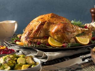 Firik Pilavı Eşliğinde Hindi Tandır