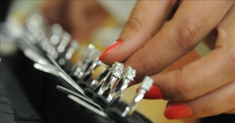 Yeni düzenleme Meclis’te kabul edildi: Kıymetli taşlara yüzde 20 ÖTV