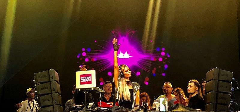 Paris Hilton hosts party in North Cyprus