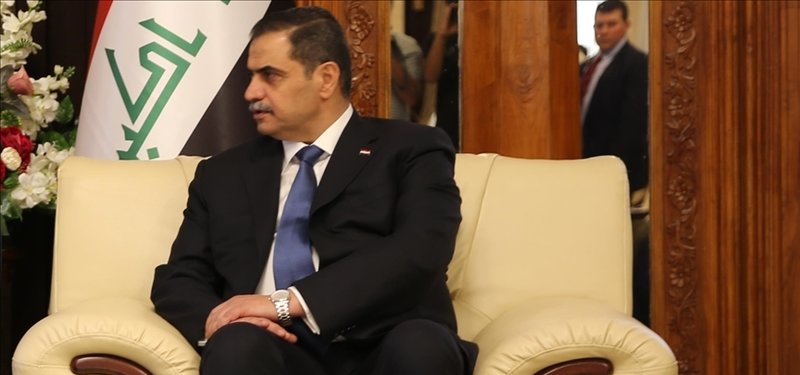 Former Iraqi defense minister arrested at airport in Sweden