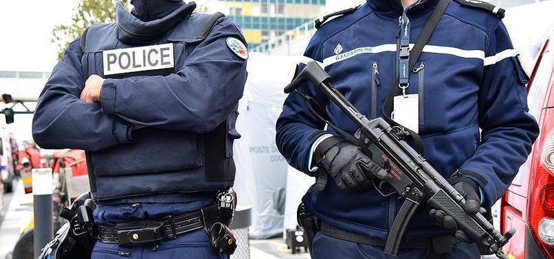 MAN, REPORTEDLY WITH FAKE GUN, SHOT DEAD IN PARIS BY FRENCH POLICE
