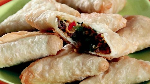 Bulgurlu Kıymalı Muska Böreği