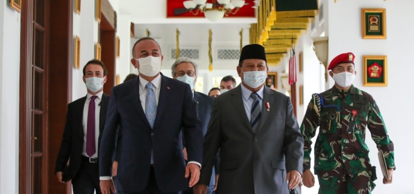 TURKISH FM MEETS INDONESIAN PRESIDENT, DEFENSE CHIEF
