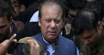 Pakistan court allows ex-PM to fly abroad for treatment