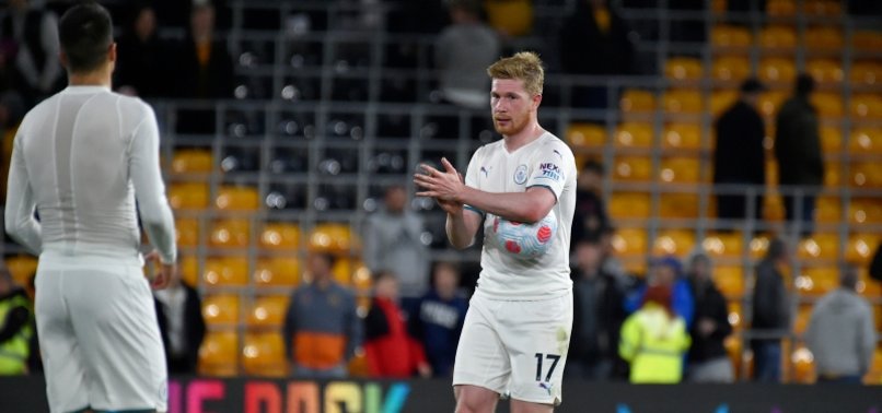 MAN CITY GO THREE POINTS CLEAR AFTER FOUR-GOAL DE BRUYNE MASTERCLASS