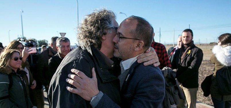 6 CATALAN POLITICIANS RELEASED FROM SPANISH JAIL
