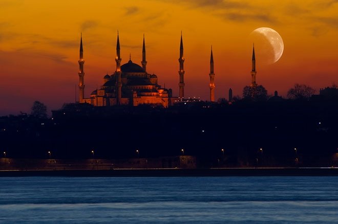 REGAİB KANDİLİ’NİN ÖNEMİ NEDİR?