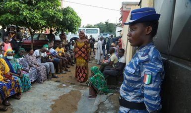Ivorians vote in tense presidential election