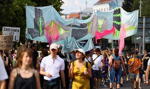 Thousands protest in Berlin against high rents, evictions