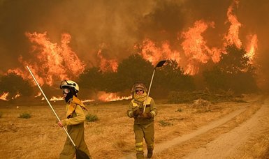 Spain, Portugal battle of wildfires