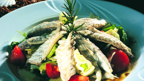 Lüfer Salata