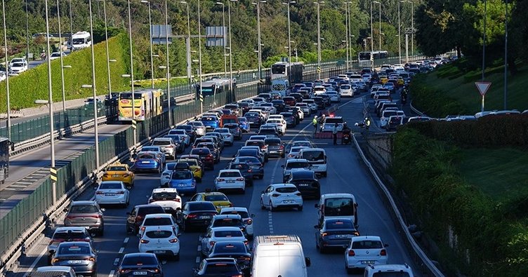 TÜİK açıkladı: Kasımda 183 bin taşıtın trafiğe kaydı yapıldı
