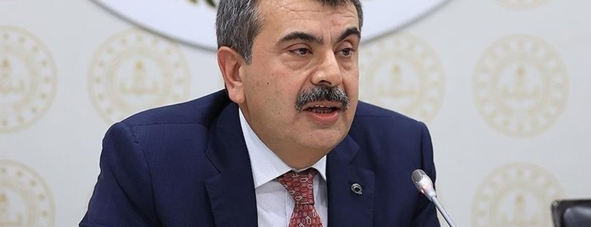 MEB, deprem bölgesindeki 210 bin 215 öğretmenle barınma ihtiyacı için görüştü