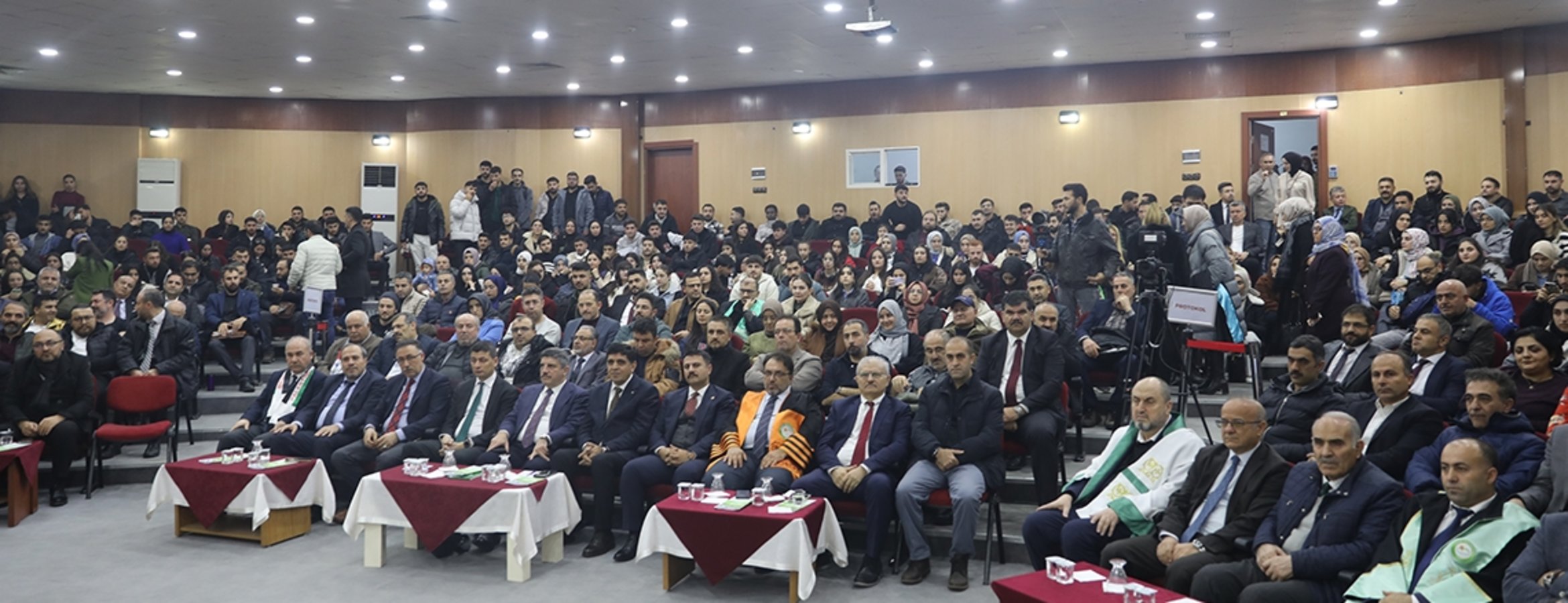 Iğdır Üniversitesi 2024-2025 akademik yılı töreni düzenlendi