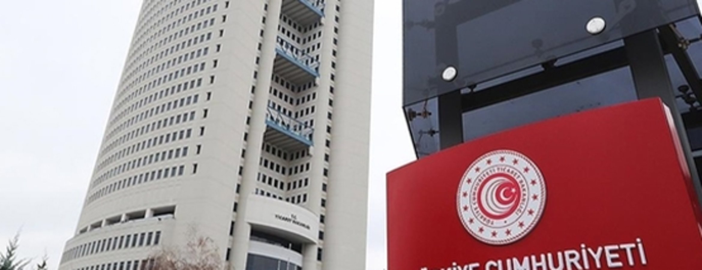 İki bakanlıktan asgari ücrete yapılan artışı fırsata çevirmeye çalışan işletmelere uyarı
