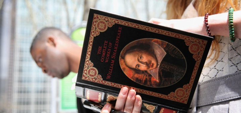 WHY ENGLISH AUDIENCES HAVE THE TOUGHEST TIME WITH SHAKESPEARE