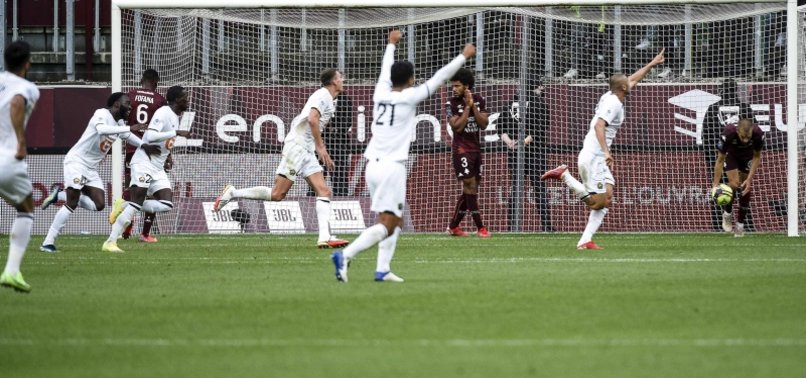 LIGUE 1 CHAMPIONS LILLE SNATCH DRAW AT METZ AS BORDEAUX FALTER