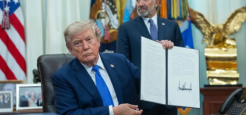 TRUMP SIGNS EXECUTIVE ORDERS EXPANDING BIRTHRIGHT CITIZENSHIP RESTRICTIONS, BANNING BIRTH TOURISM