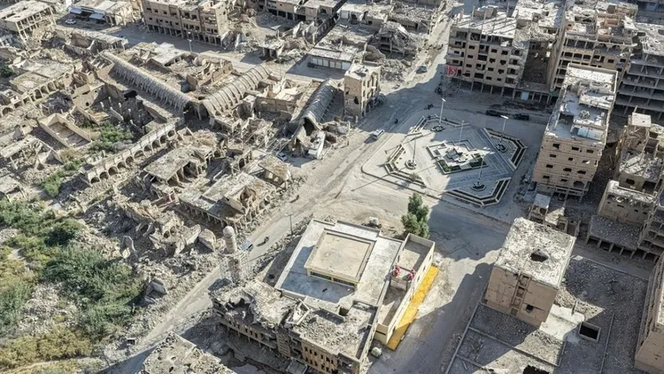Historical structures in Syrias Deir ez-Zor province, bearing the scars of war