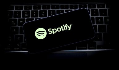 Spotify back up after brief outage -Downdetector