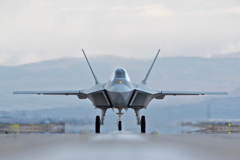 Turkish-made fighter jet KAAN to fly after completing high-speed taxi tests