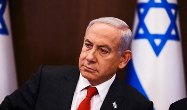 Former Israeli army chief backs removing Netanyahu from office