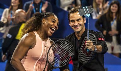Serena Williams tells Federer 'welcome to the retirement club'