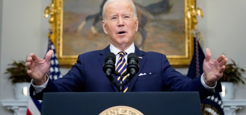 US BANS IMPORTS OF RUSSIAN OIL, BIDEN WARNS OF COSTS