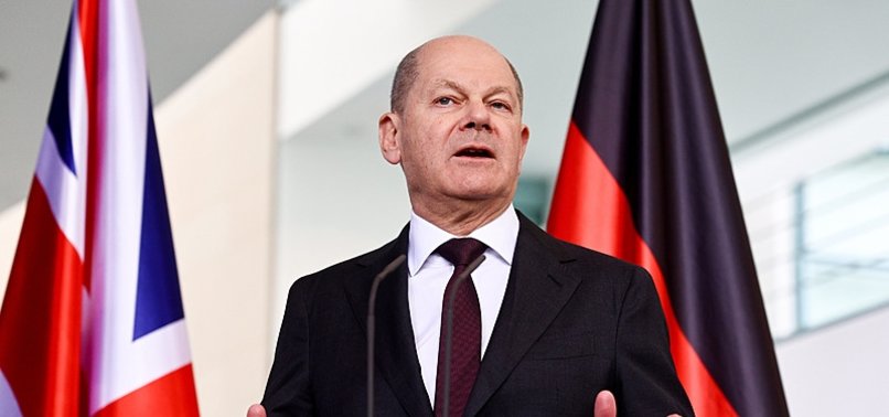 SCHOLZ SEES GOOD IMPETUS IN MACRONS SPEECH ON EUROPE