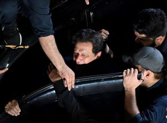 Pakistani court grants bail to ex-Premier Imran Khan