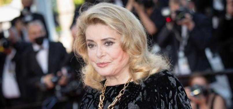 FRENCH ACTRESS RENEE DORLEAC, MOTHER OF CATHERINE DENEUVE, DIES AT AGE OF 109
