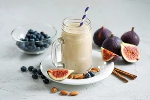 İncirli, Yaban Mersinli Smoothie
