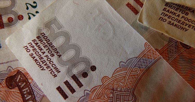 Rus rublesi ve Moskova Borsası, Ukrayna savaşına yönelik beklentilerle değer kazanıyor