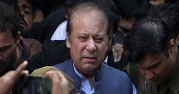 Pakistan's ex-premier flies to London for treatment