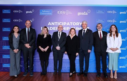 BilimeDayalıÖngörülüLiderlikZirvesiahrefindexgesdaclasstkktLnktargetblankGESDAaİşBirliğindeİstanbuldaYapıldı