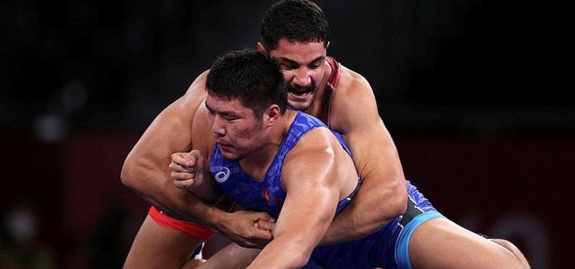 TURKISH WRESTLER TAHA AKGÜL CLAIMS BRONZE MEDAL IN FREESTYLE AT TOKYO OLYMPICS