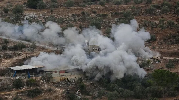 Israeli forces demolish apartment during raid in Nablus