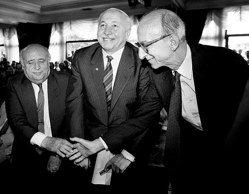 ’Dava’ya atılan imza: Erbakan
