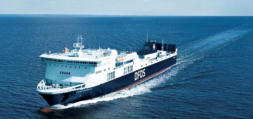 294 FERRY PASSENGERS STRANDED IN BALTIC SEA; NO INJURIES