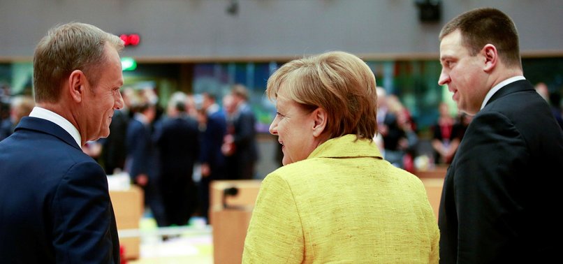 EU LEADERS CRITICIZE TUSKS TAKE ON INEFFECTIVE MIGRANT QUOTAS