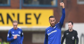 Tosun hopes to shine with Everton's attacking quality
