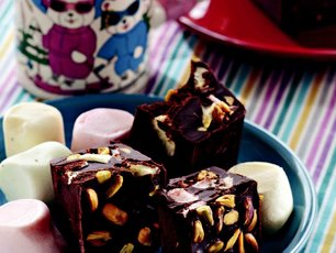 Marshmallowlu Çikolata Tarifi