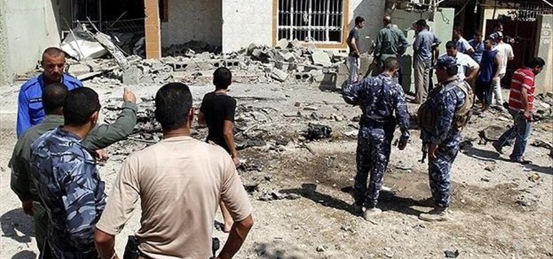 ROADSIDE BOMB KILLS 4 REFUGEES IN NORTHERN IRAQ